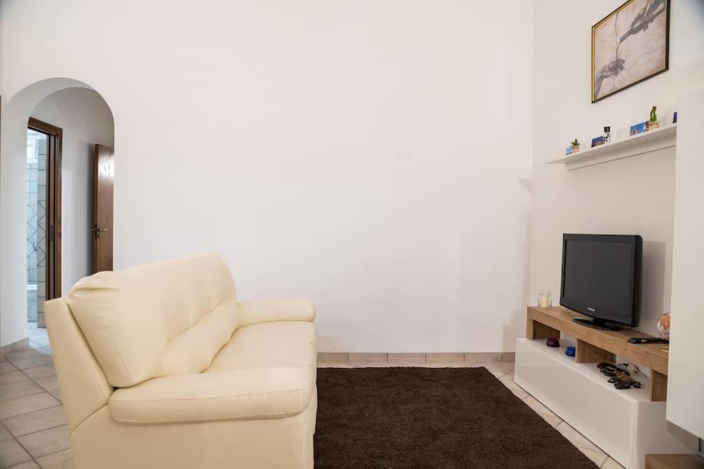 ברינדיזי Susu Apartment מראה חיצוני תמונה